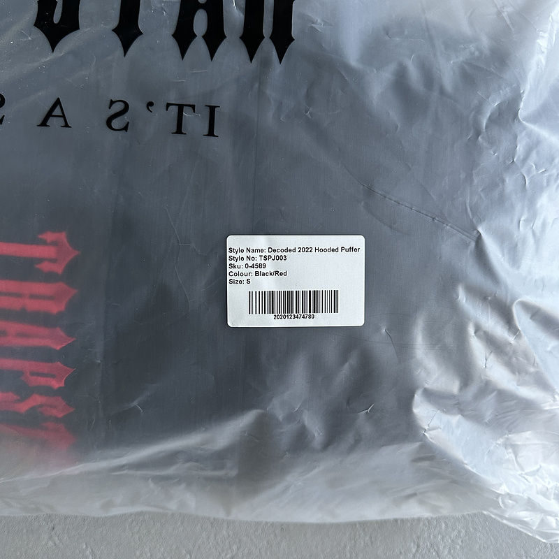 293¥ decoded 2022 hooded puffer-black/red | Yupoo - Image 5
