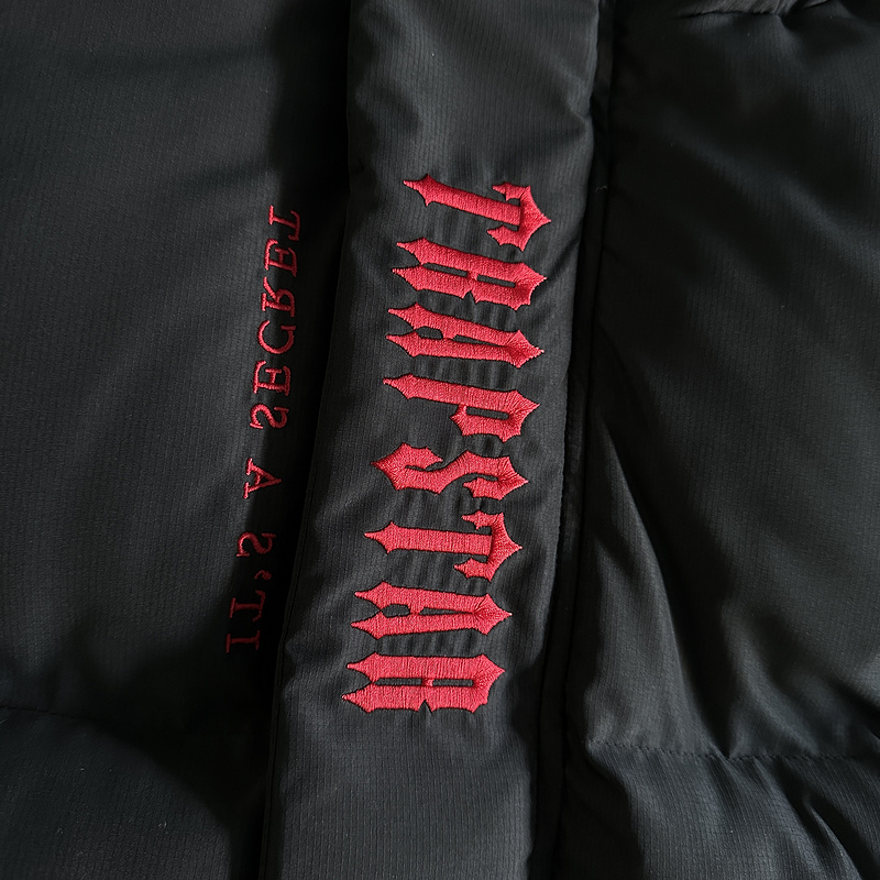 293¥ decoded 2022 hooded puffer-black/red | Yupoo - Image 7
