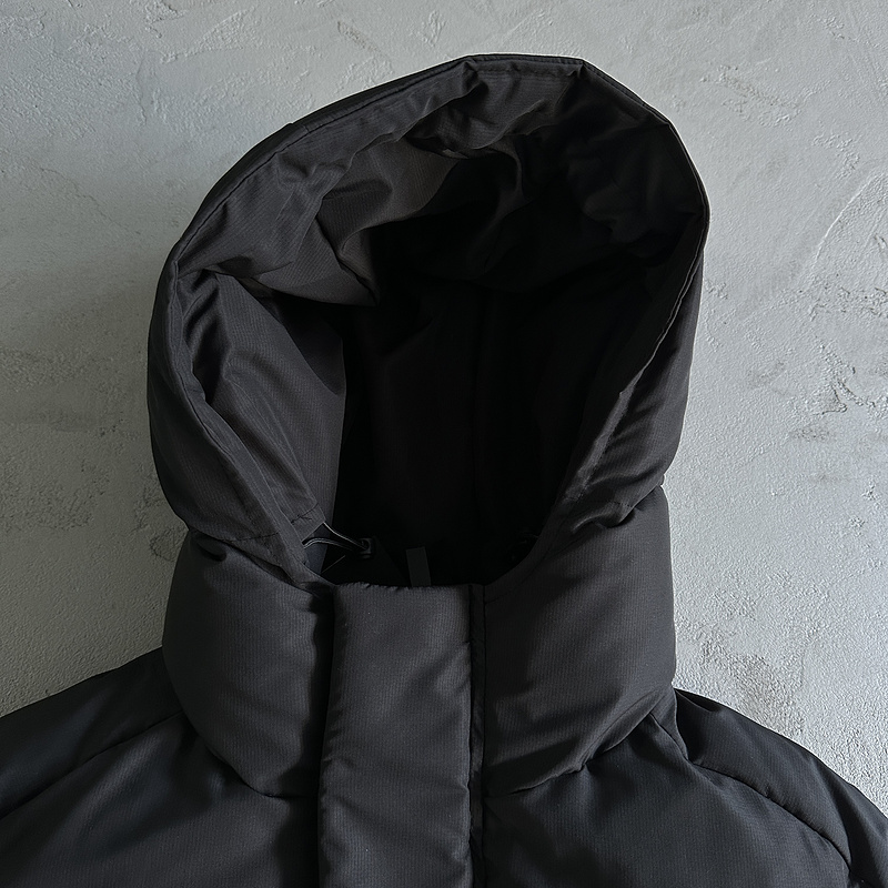 293¥ decoded 2022 hooded puffer-black/red | Yupoo - Image 9