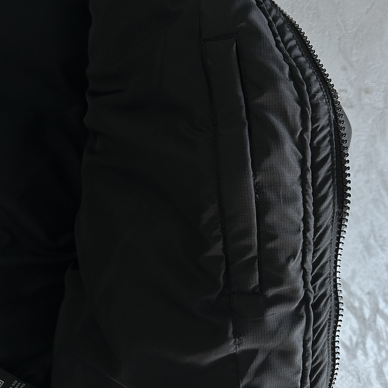 293¥ decoded 2022 hooded puffer-black/red | Yupoo - Image 18