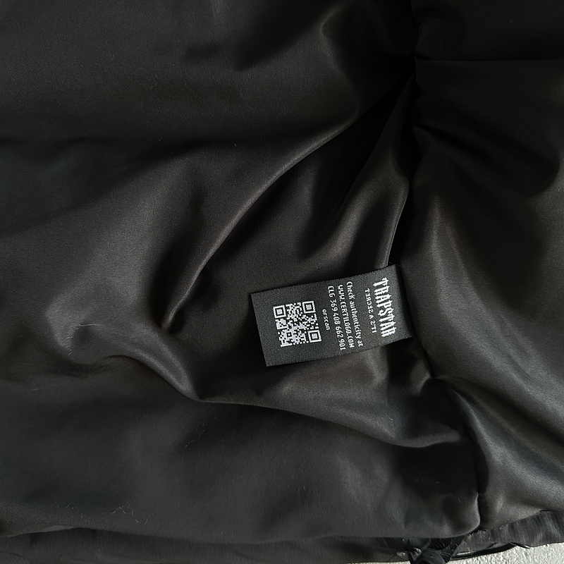 293¥ Decoded 2022 Hooded Puffer - dark | Yupoo - Image 17