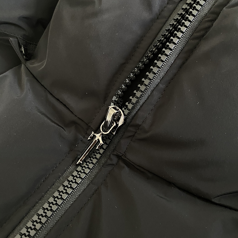 300¥ Oversized Irongate Puffer Jacket - Black | Yupoo - Image 9