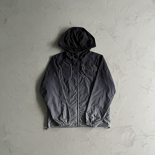 174¥ outline arch windbreaker-black gradient 