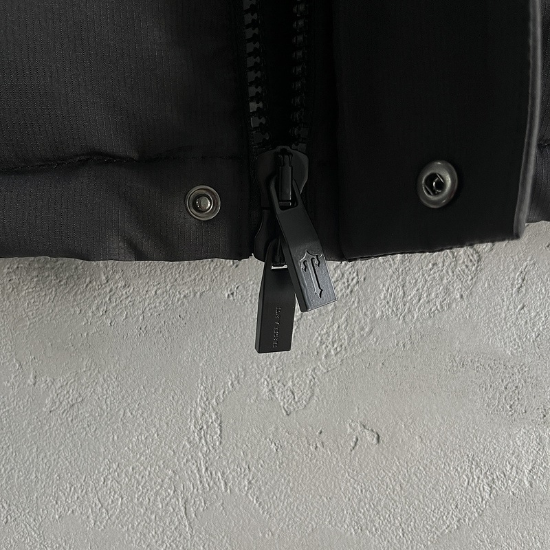 293¥ decoded2022hooded puffer-blackout edition | Yupoo - Image 14