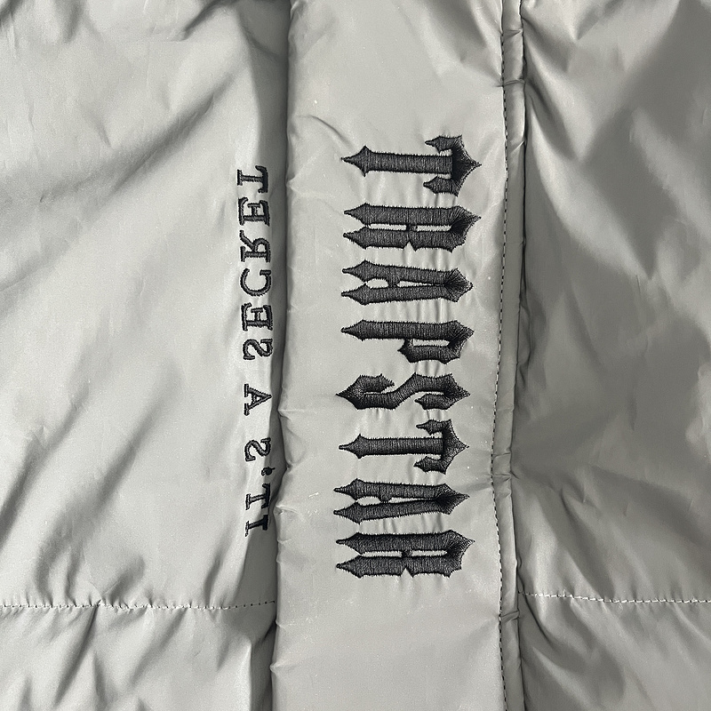 293¥ decoded 2.0 hooded puffer-reflective | Yupoo - Image 8