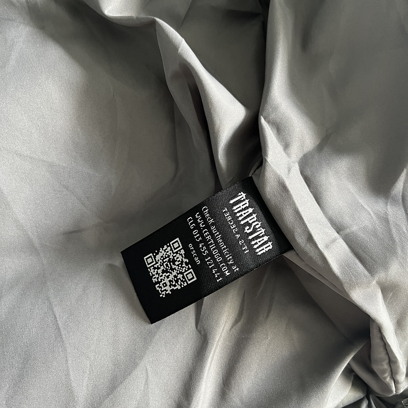 199¥ shooters gilet-grey/reflective | Yupoo - Image 17