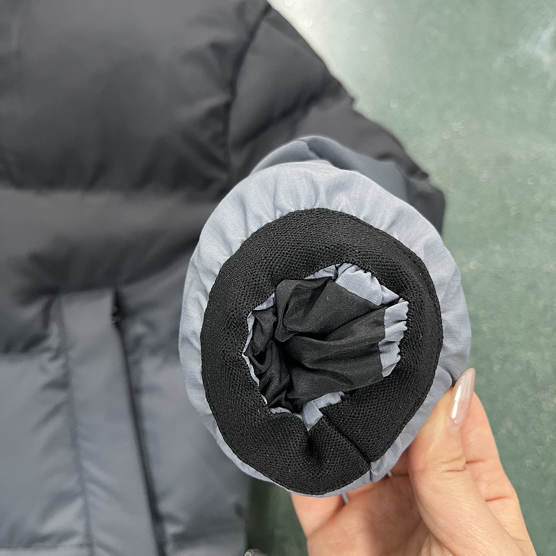 293¥ DECODED 2022 HOODED PUFFER-BLACK GRADIENT | Yupoo - Image 24