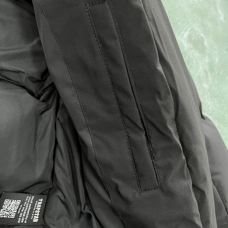 279¥ HYPERDRIVE TECHNICAL PUFFER-BLACK EDITION | Yupoo - Image 20