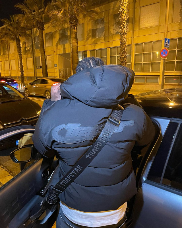 279¥  HYPERDRIVE TECHNICAL PUFFER-BLACK | Yupoo - Image 37