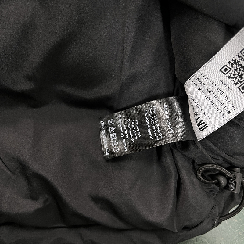 266¥ WOMEN'S DECODED HOODED PUFFER 2.0 JACKET - BLACK | Yupoo - Image 17