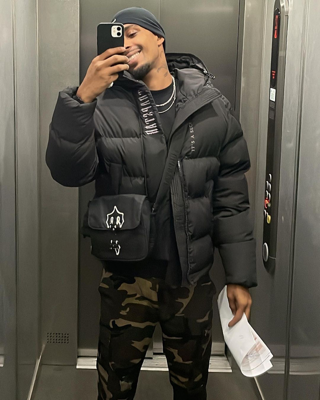 293¥ DECODED HOODED PUFFER 2.0 JACKET - BLACK | Yupoo - Image 23