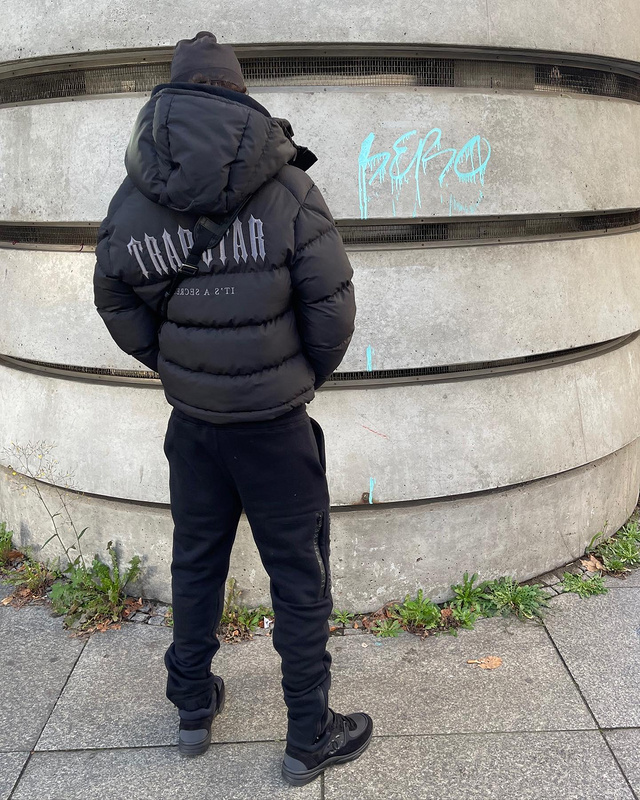 293¥ DECODED HOODED PUFFER 2.0 JACKET - BLACK | Yupoo - Image 42