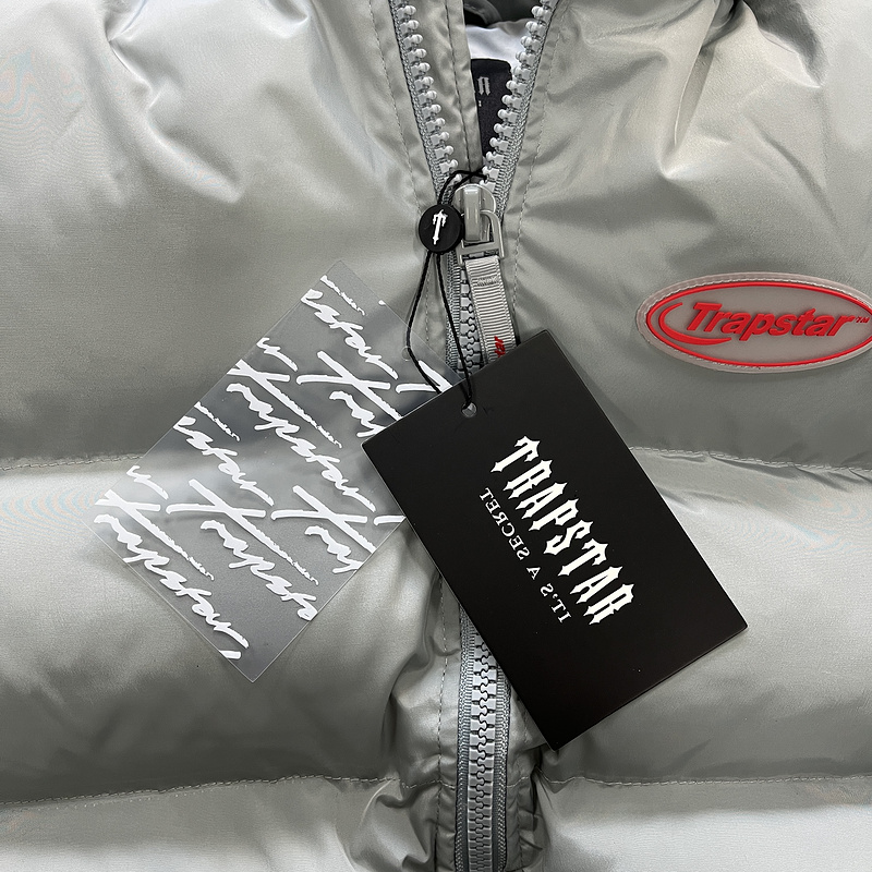 272¥LIGHT GREY/RED HYPERDRIVE 2.0 BOMBER JACKET | Yupoo - Image 12