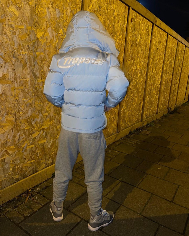 293¥ ICE BLUE HYPERDRIVE DETACHABLE HOOD PUFFER JACKET | Yupoo - Image 27