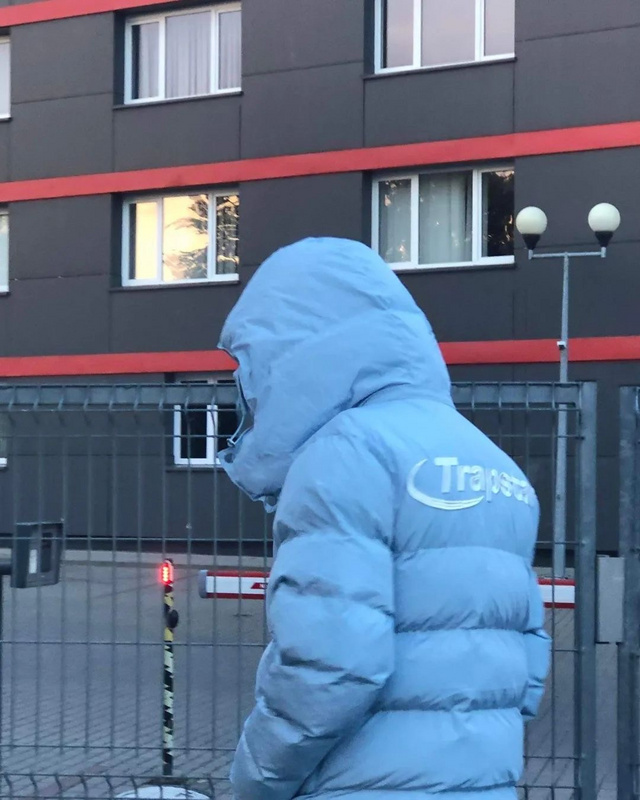 293¥ ICE BLUE HYPERDRIVE DETACHABLE HOOD PUFFER JACKET | Yupoo - Image 30
