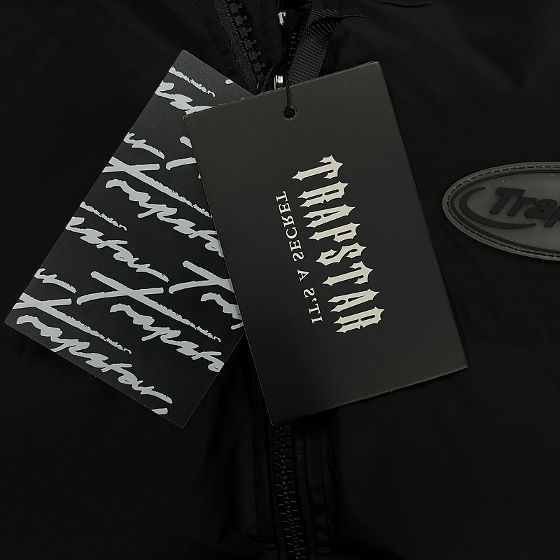293¥ TRIPLE BLACK HYPERDRIVE DETACHABLE HOOD PUFFER JACKET | Yupoo - Image 16