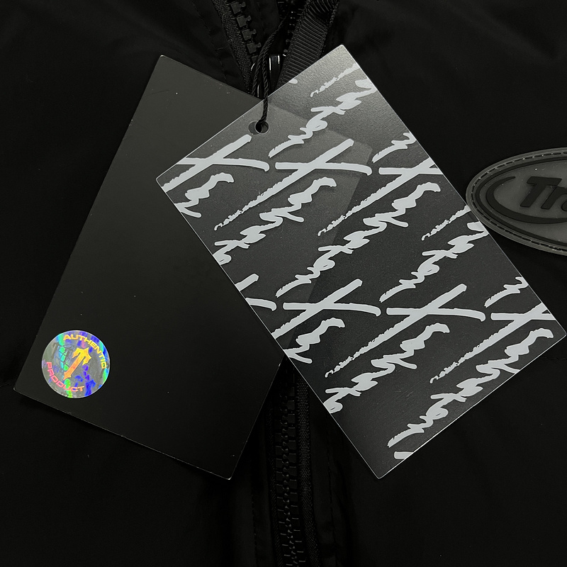 293¥ TRIPLE BLACK HYPERDRIVE DETACHABLE HOOD PUFFER JACKET | Yupoo - Image 17