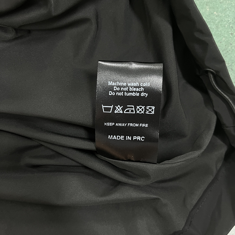 168¥ irongate T windbreaker-black red | Yupoo - Image 17