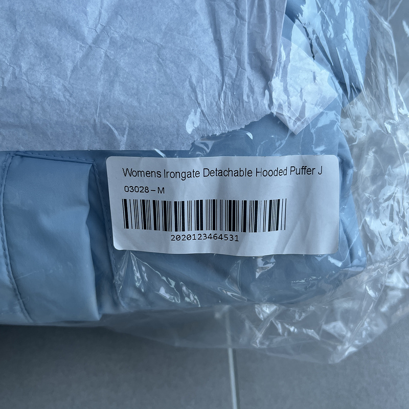 252¥ womens irongate detachable hooded puffer - baby blue | Yupoo - Image 5
