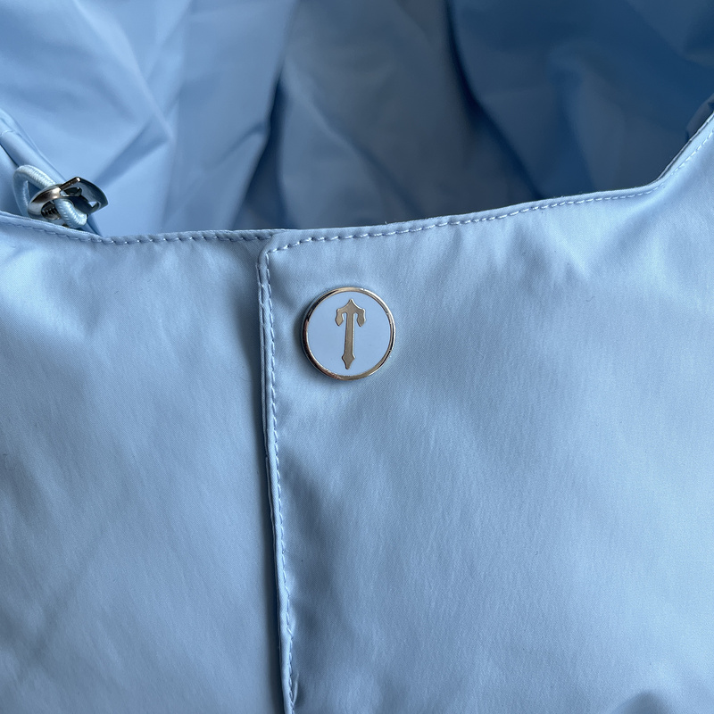 252¥ womens irongate detachable hooded puffer - baby blue | Yupoo - Image 9