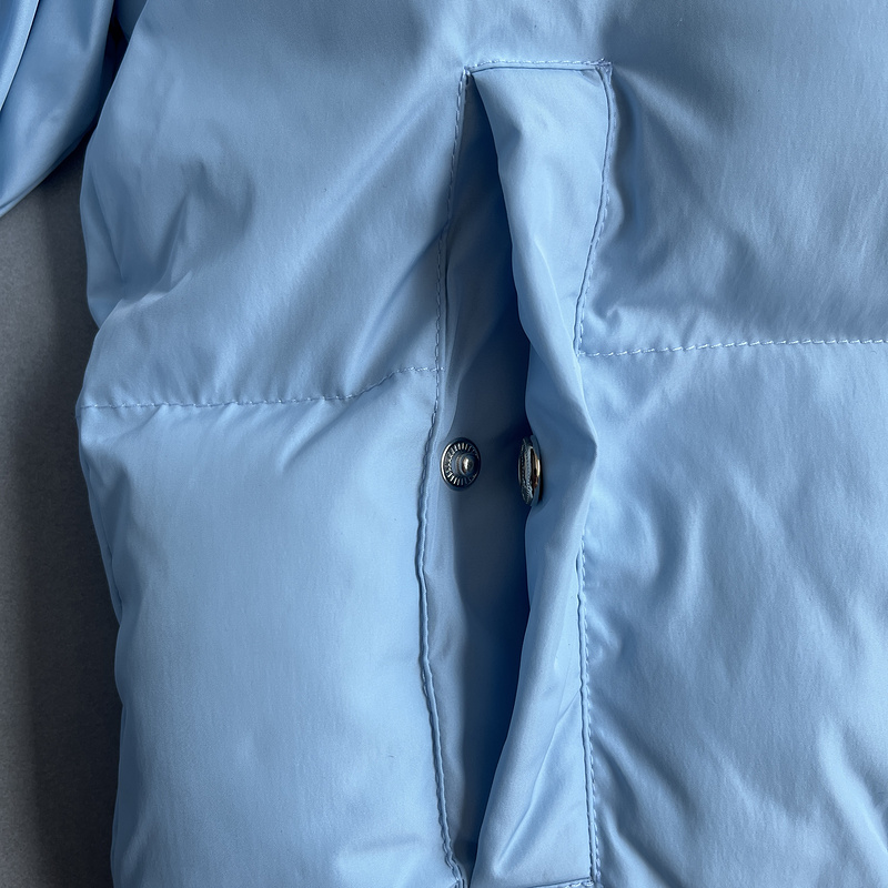 252¥ womens irongate detachable hooded puffer - baby blue | Yupoo - Image 12