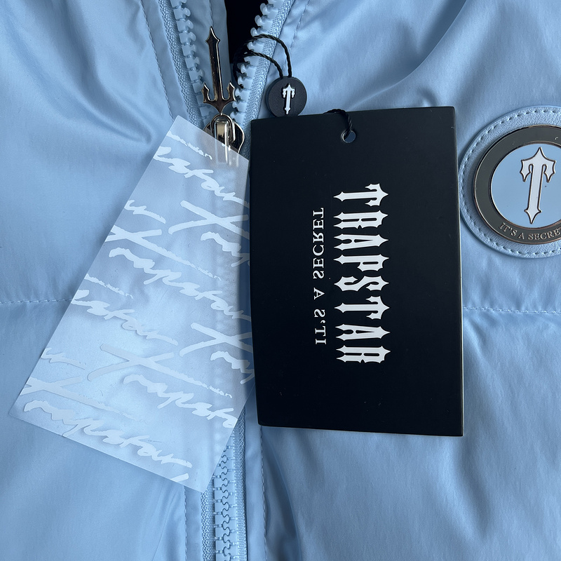 252¥ womens irongate detachable hooded puffer - baby blue | Yupoo - Image 15