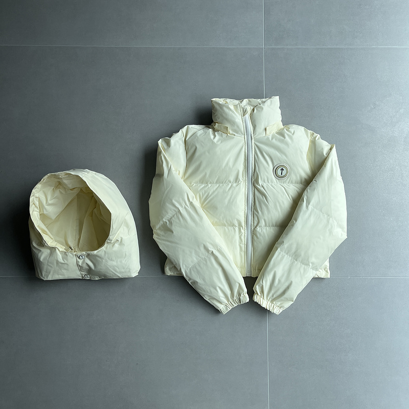 252¥ womens irongate detachable hooded puffer - cream | Yupoo - Image 7