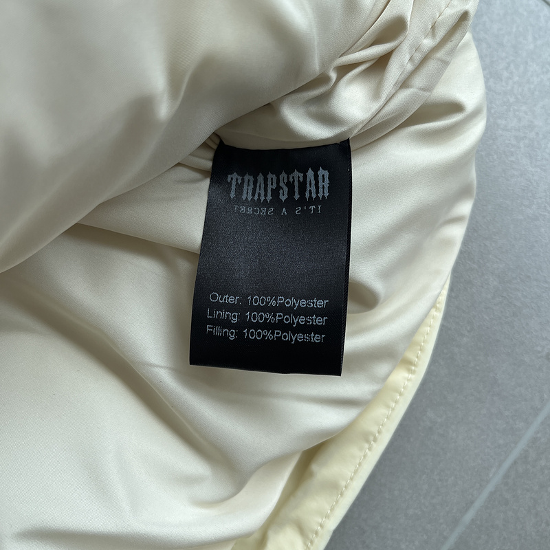 252¥ womens irongate detachable hooded puffer - cream | Yupoo - Image 15