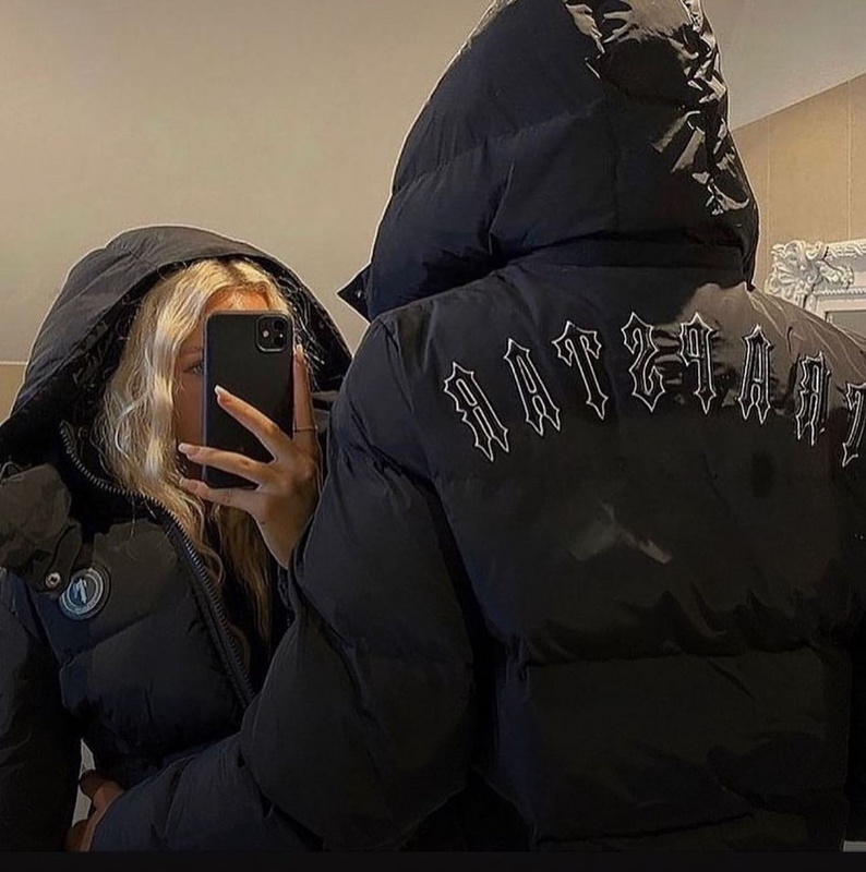 252¥ womens irongate detachable hooded puffer - black | Yupoo - Image 26