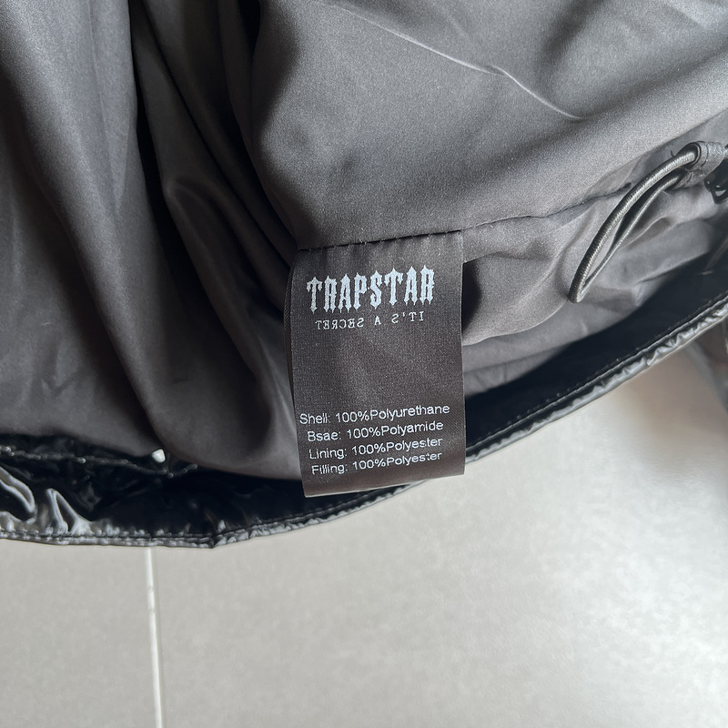 252¥ womens irongate stand collar puffer | Yupoo - Image 17