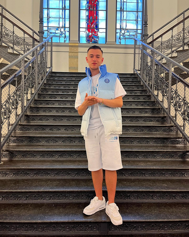 193¥ irongate badge gilte-ice blue | Yupoo - Image 27