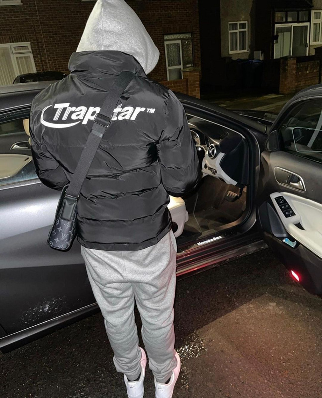 272¥ HYPERDRIVE PUFFER JACKET - WHITE | Yupoo - Image 50