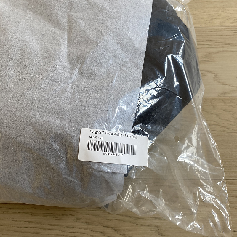 279¥   AW20 IRONGATE Hooded Quilted | Yupoo - Image 7
