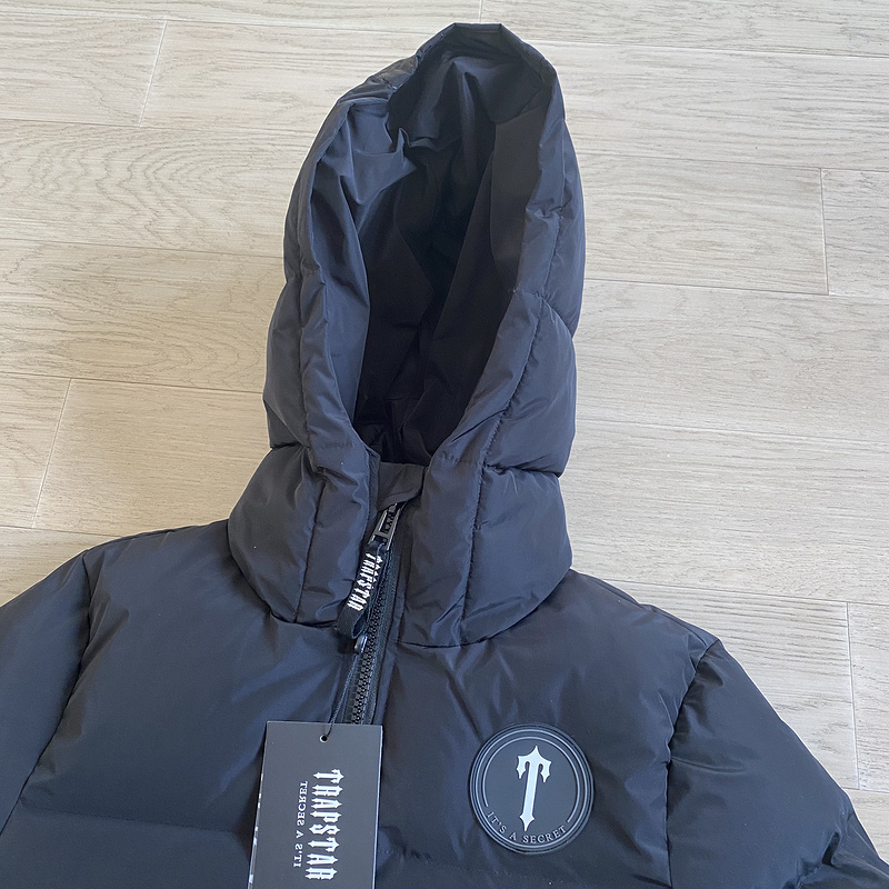 279¥   AW20 IRONGATE Hooded Quilted | Yupoo - Image 10