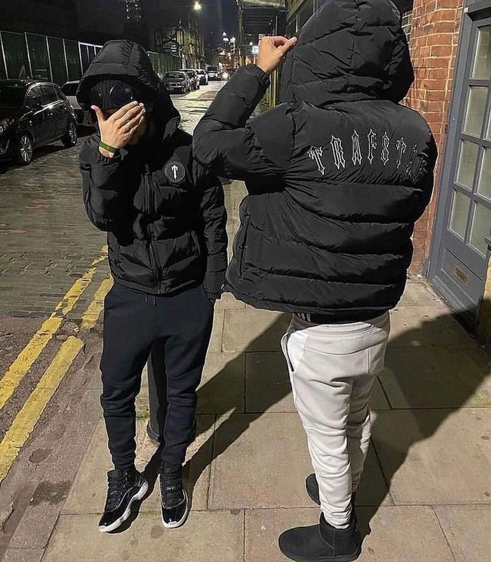 279¥   AW20 IRONGATE Hooded Quilted | Yupoo - Image 35