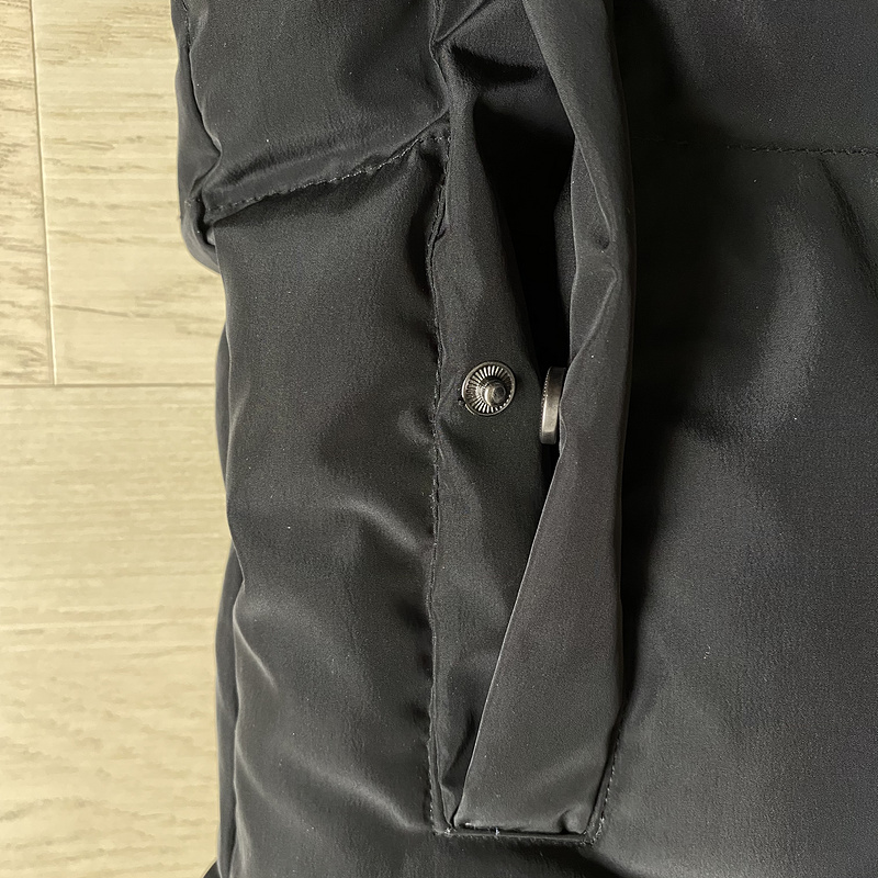 193¥ T Badge Gilet | Yupoo - Image 13
