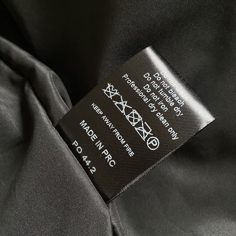 193¥ T Badge Gilet | Yupoo - Image 14