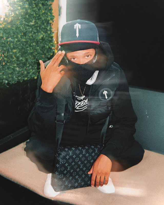 193¥ T Badge Gilet | Yupoo - Image 18