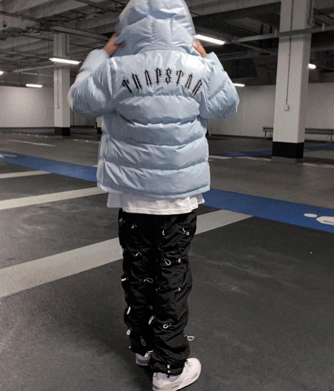 293¥  DETACHABLE HOODED PUFFER JACKET - ICE BLUE | Yupoo - Image 24