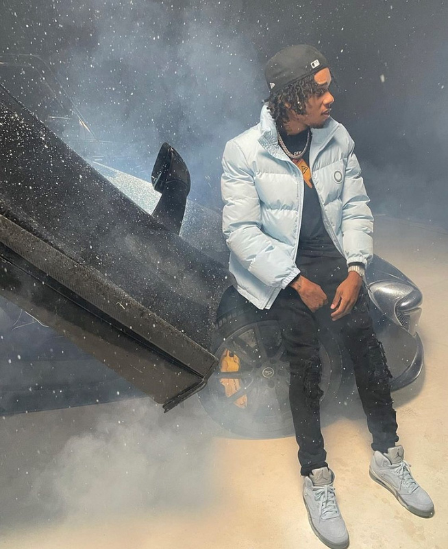 293¥  DETACHABLE HOODED PUFFER JACKET - ICE BLUE | Yupoo - Image 30