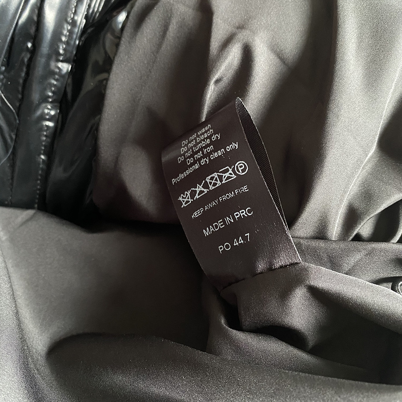 293¥  Shiny Black Irongate Jacket Detachable Hood | Yupoo - Image 20