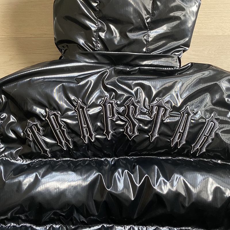 293¥  Shiny Black Irongate Jacket Detachable Hood | Yupoo - Image 22