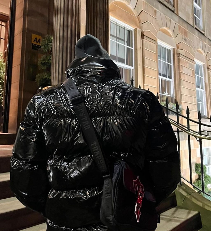 293¥  Shiny Black Irongate Jacket Detachable Hood | Yupoo - Image 35