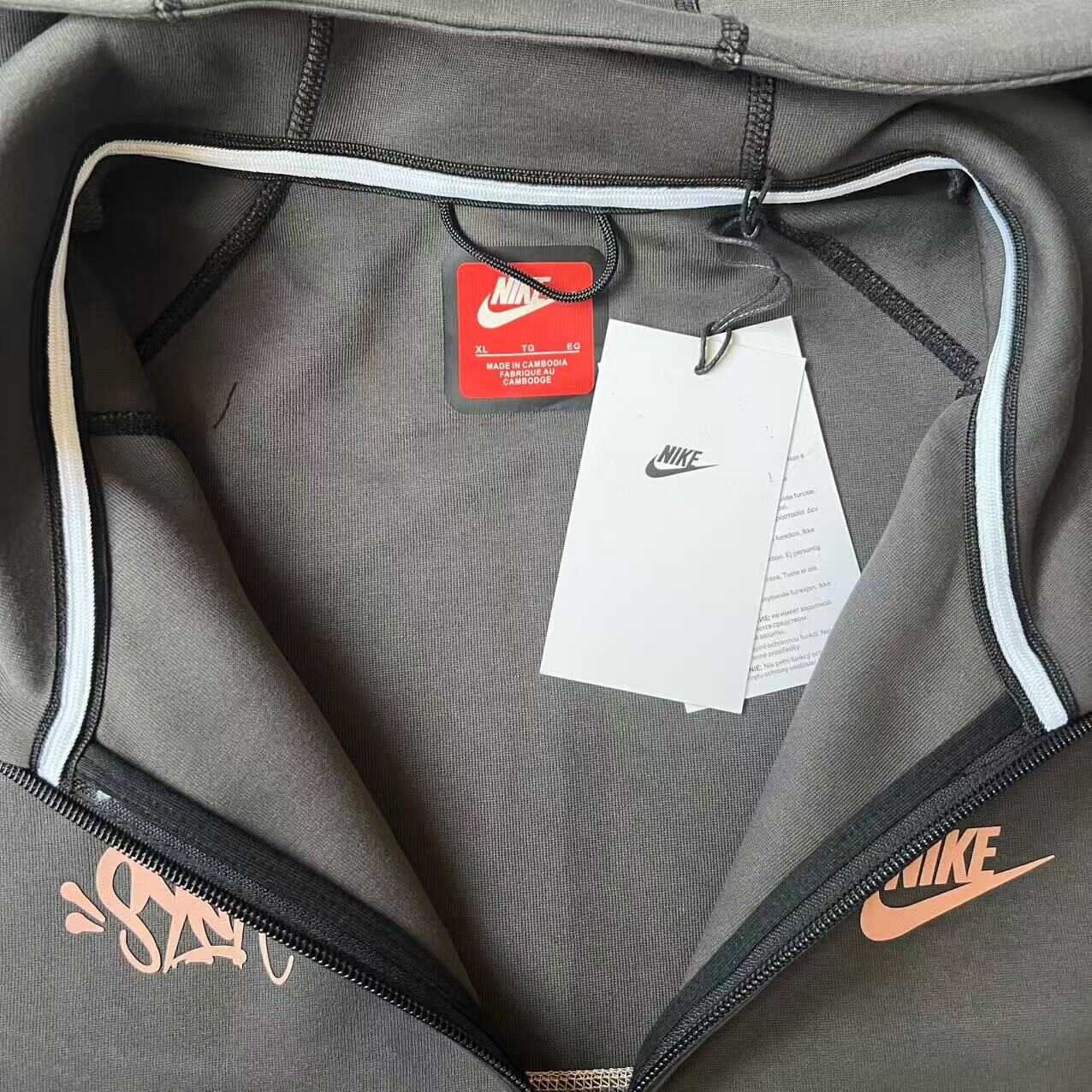 NIKE&SYNA TRACKSUIT - Image 9