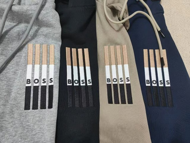 ¥300.00 2024秋冬新款Hugobs休闲卫衣 | Yupoo - Image 6