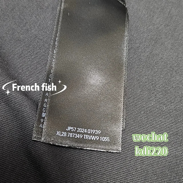 Balenciaga T - Image 13