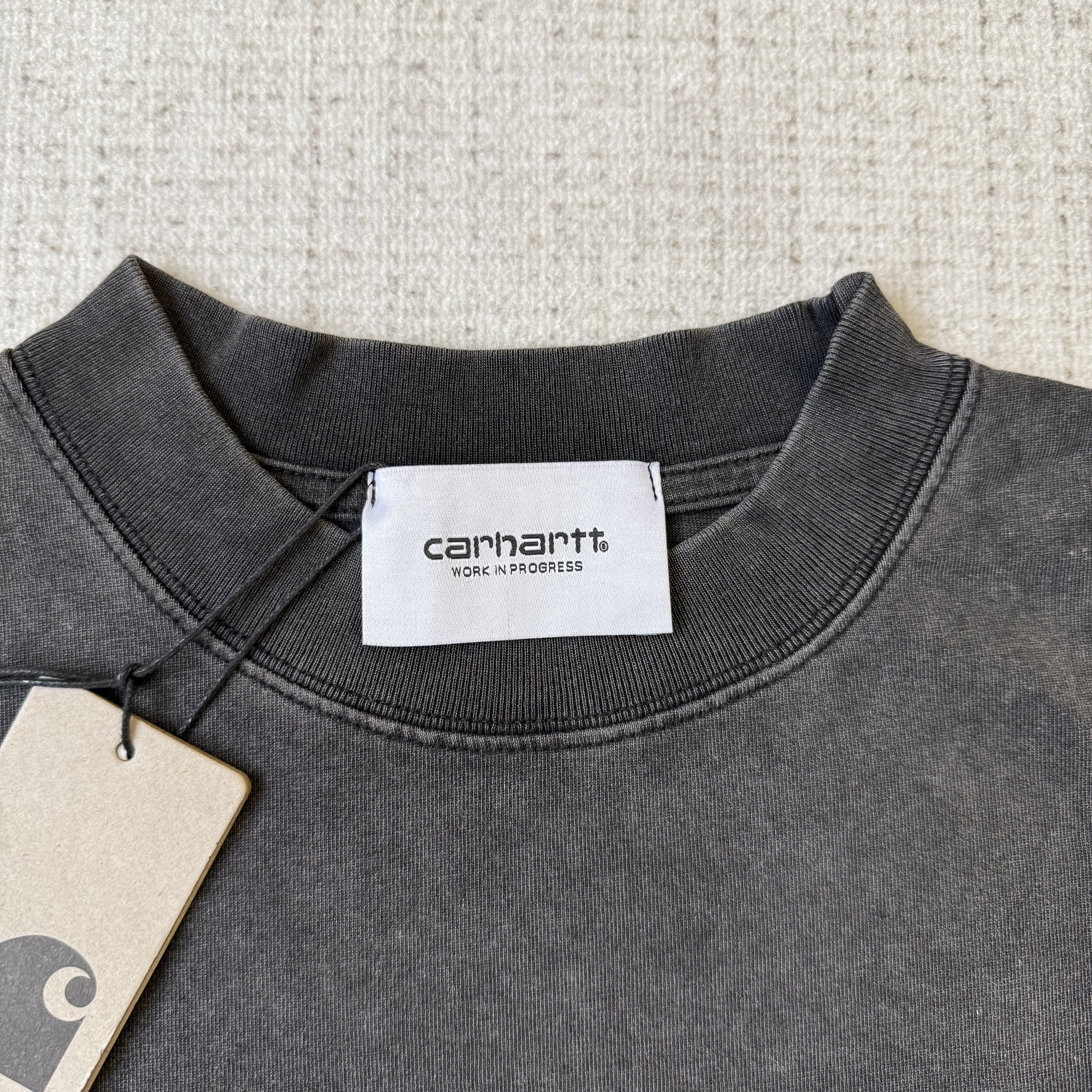 Carhartt Retro distressed color tee - Image 4