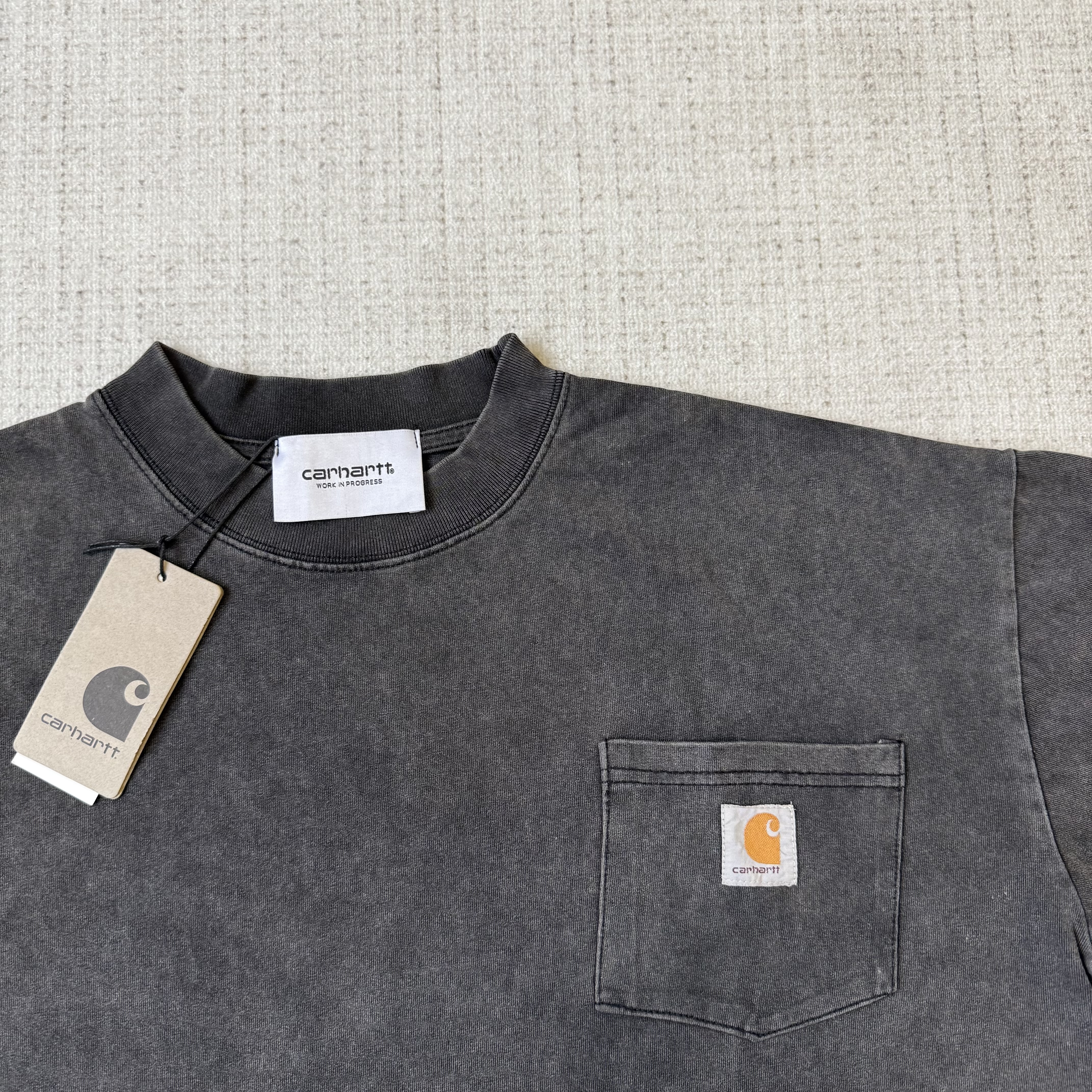 Carhartt Retro distressed color tee - Image 6