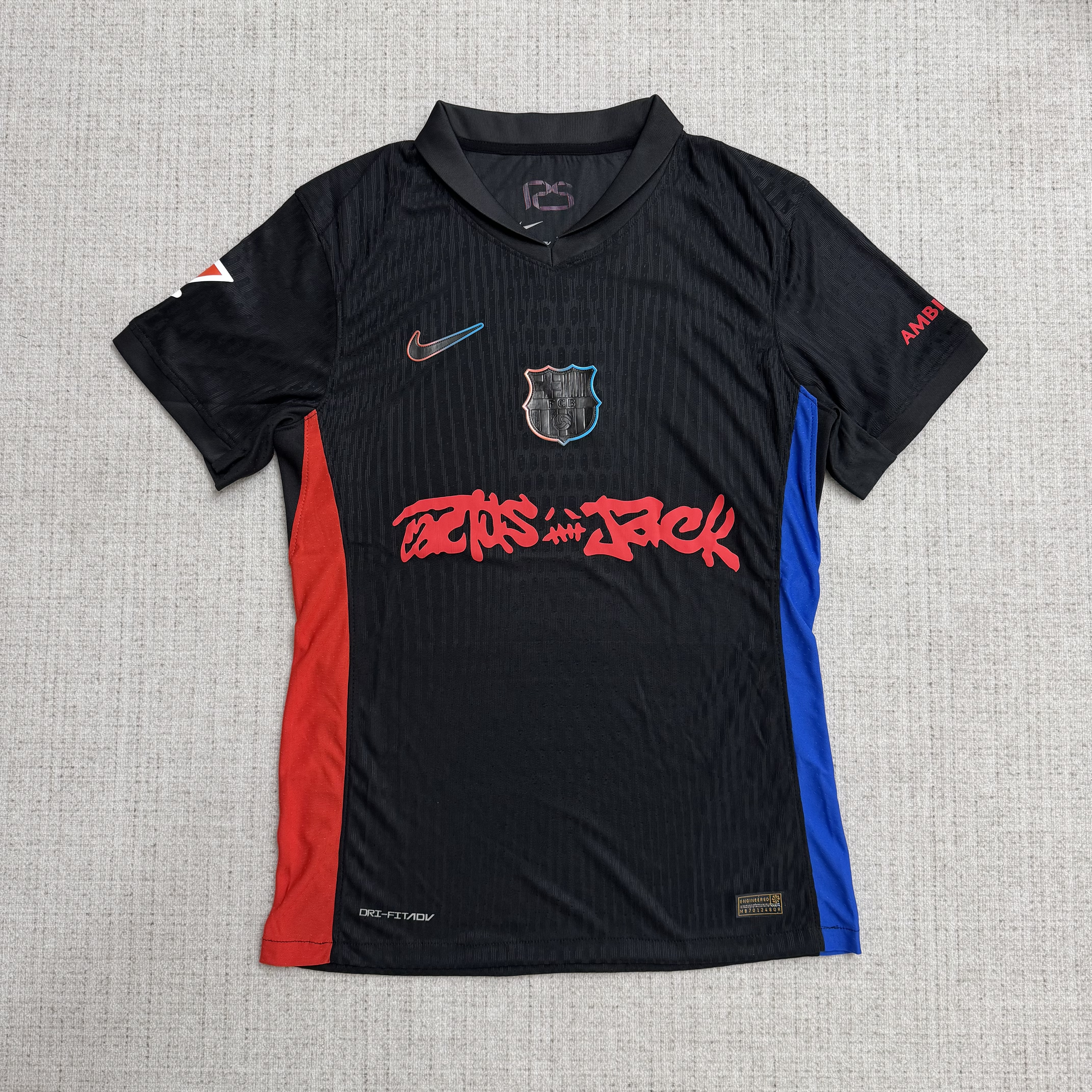 Nike  jersey - Image 4