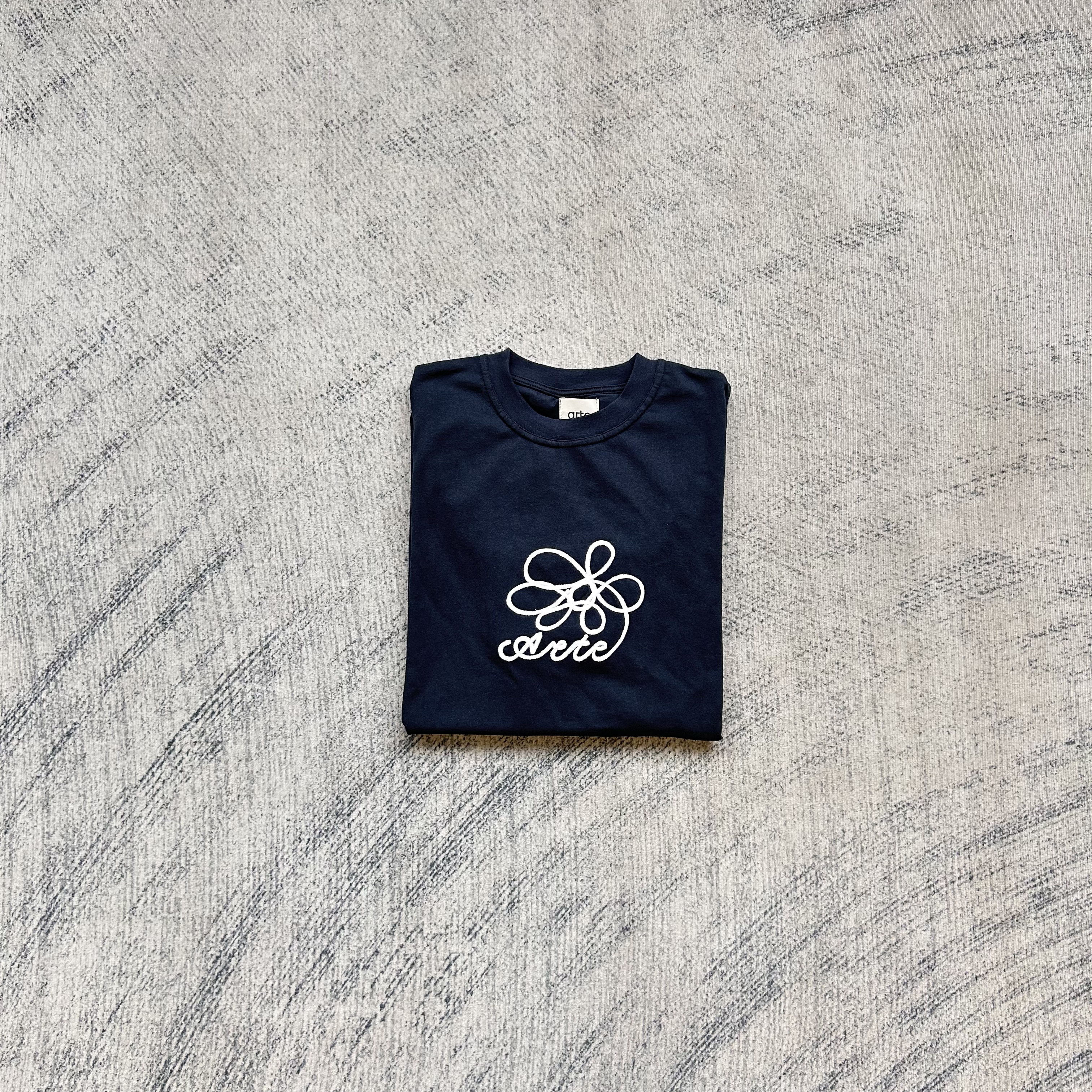 Arte Flower Embroidery T-shirt - Navy - Image 7